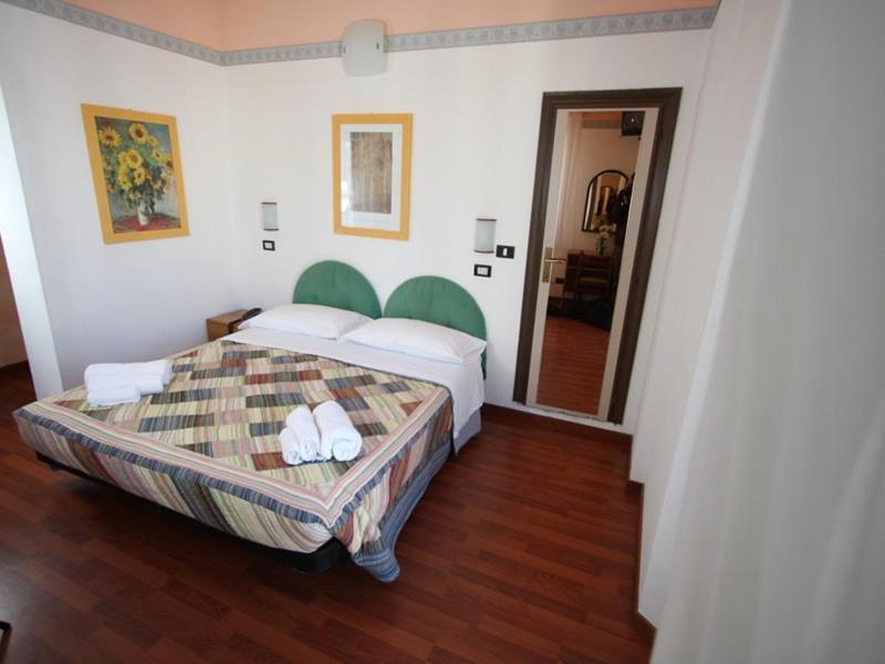 Hotel Stella D'Italia - Nuova Gestione Rímini Exterior foto