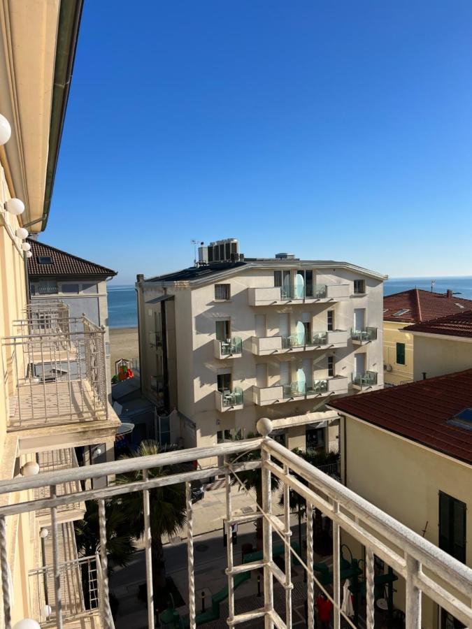Hotel Stella D'Italia - Nuova Gestione Rímini Exterior foto